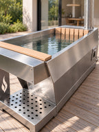 Détail de l'inox brossé de la baignoire Écume