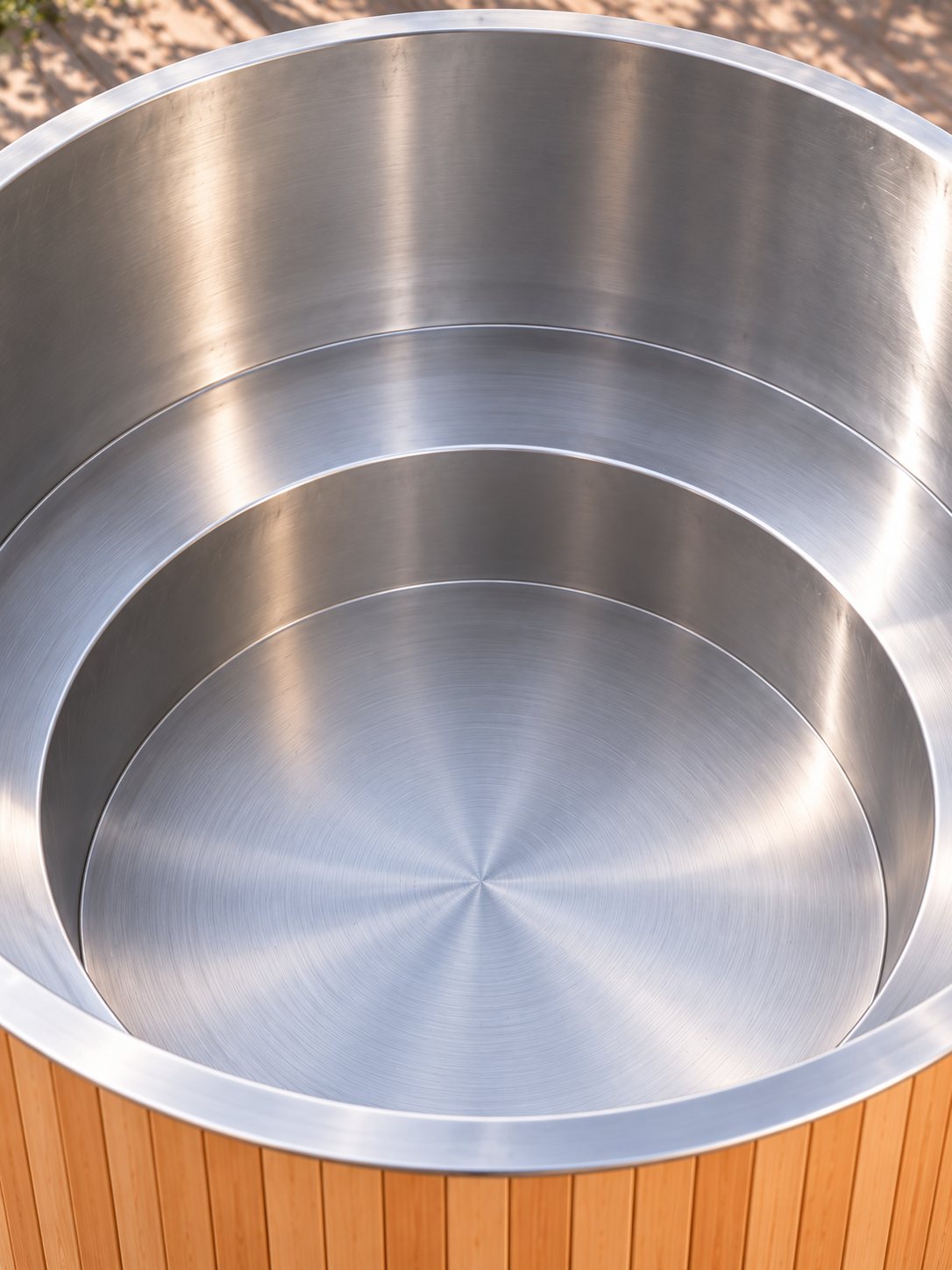 Intérieur de la cuve inox du bain nordique Mouillage