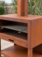 Patine de l'acier corten du barbecue Fanal