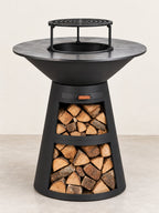 Brasero plancha Phare en finition noir mat, sur fond clair