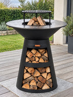 Plancha et grille du brasero Phare noir en cuisson